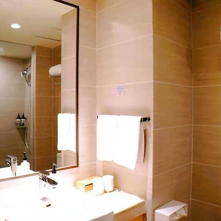 Ji Hotel Shanghai Exterior photo
